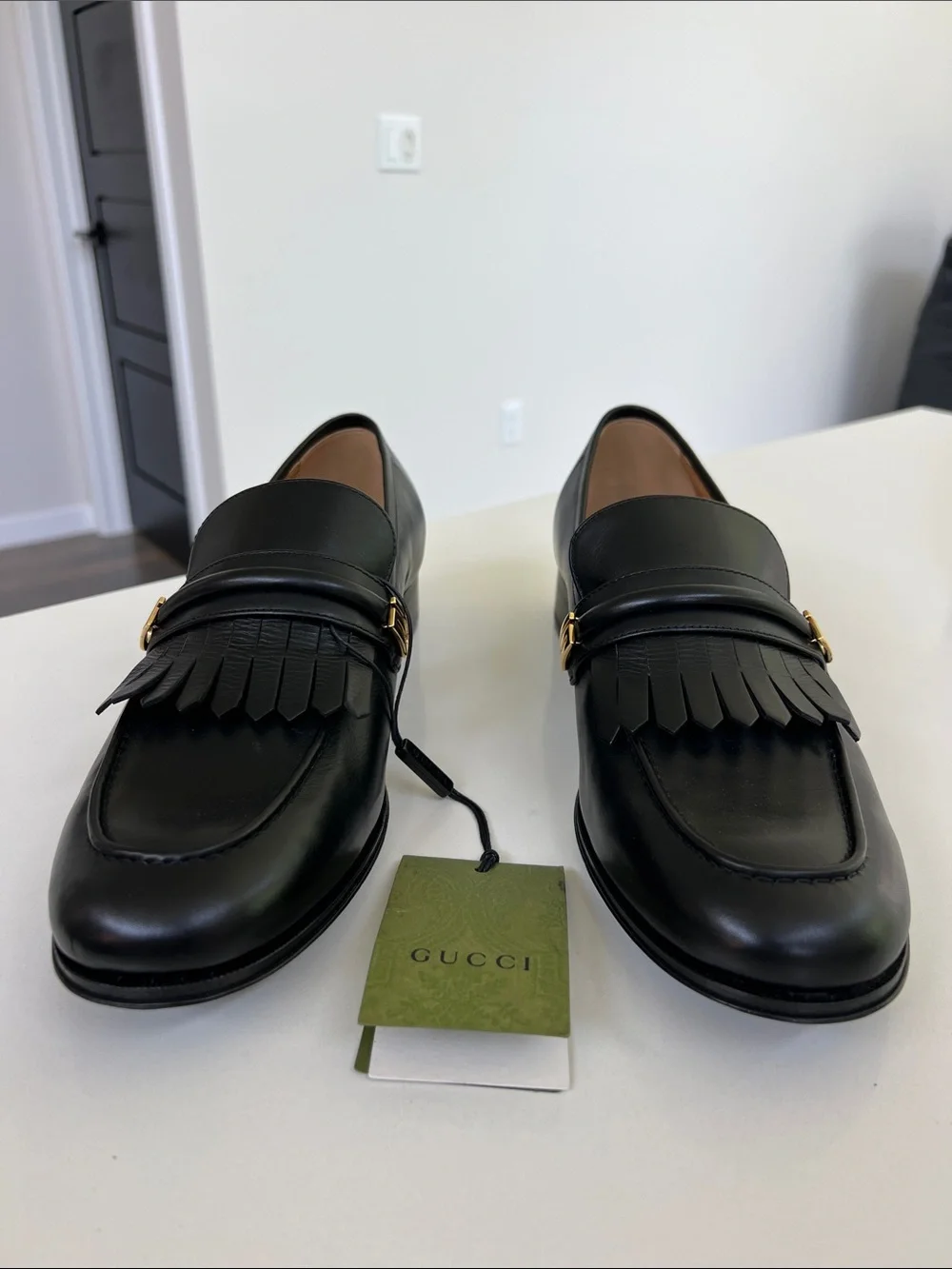 Gucci horsebit fringe kiltie black leather loafers with G gold tone logo men’s 8
